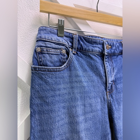 Talbots Stovepipe Ankle Straight Jean In Kingston Wash Size 4 - Picture 4 of 11